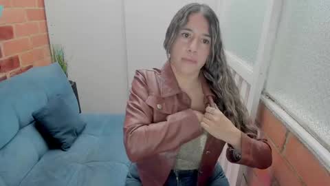 Snapshot of penelope47 chatting on May 28, 7:11 pm Penelope online show from May 28, 7:11 pm