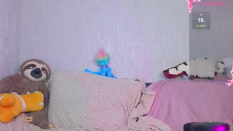 Penny staar online show from February 6, 5:12 am