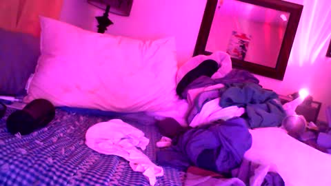 Snapshot of pennyfrance69 chatting on December 13, 7:36 am Penny France online show from December 13, 7:36 am