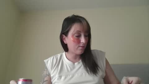 Snapshot of pennypettyworth chatting on February 13, 9:33 pm pennypettyworth online show from February 13, 9:33 pm