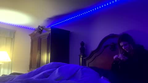 Penutbuttajelllytime online show from January 28, 3:25 am