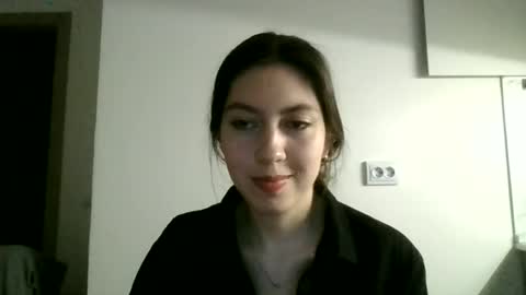 Snapshot of peony_a chatting on June 18, 6:56 pm peony a online show from June 18, 6:56 pm