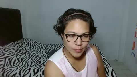 Snapshot of pepitt45 chatting on January 12, 1:27 pm Megan online show from January 12, 1:27 pm