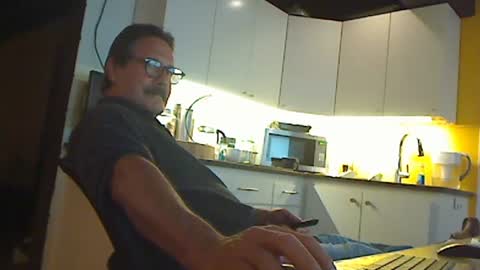 Snapshot of perception_is_keith chatting on June 24, 12:31 am perception_is_keith online show from June 24, 12:31 am
