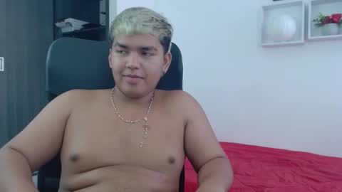 Snapshot of percibal_junior1 chatting on January 22, 4:55 pm percibal_junior1 online show from January 22, 4:55 pm