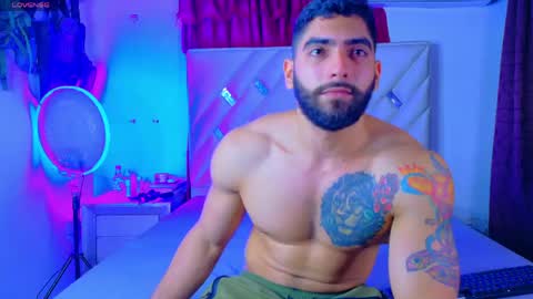 Snapshot of perfec_king00 chatting on May 25, 1:33 am Jacob online show from May 25, 1:33 am