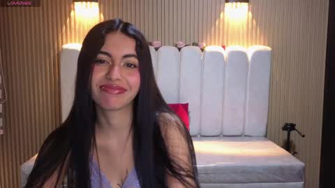 perla_lovely online show from April 18, 12:09 pm