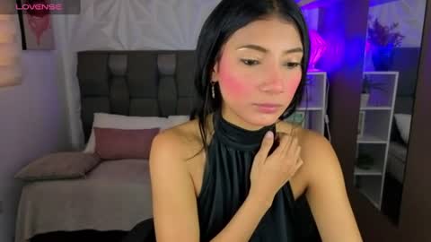 Snapshot of perlaa_moon_ chatting on July 3, 5:30 pm PERLA online show from July 3, 5:30 pm