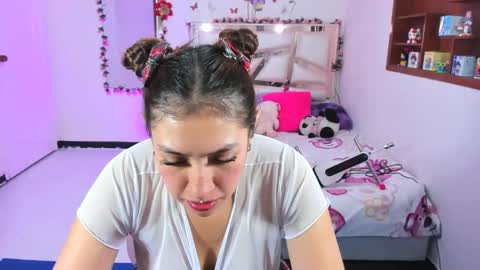 PERLA online show from November 22, 3:16 am