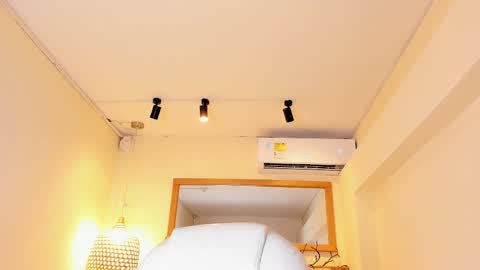 PerlaPreciosa online show from March 4, 4:07 am