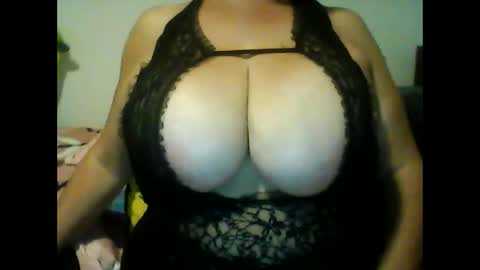 perlita070822 online show from January 8, 4:55 am