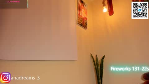 Snapshot of persefone__xxx chatting on June 25, 11:09 pm persefone__xxx online show from June 25, 11:09 pm