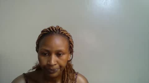 Snapshot of peru_queen chatting on November 18, 9:03 am peru_queen online show from November 18, 9:03 am