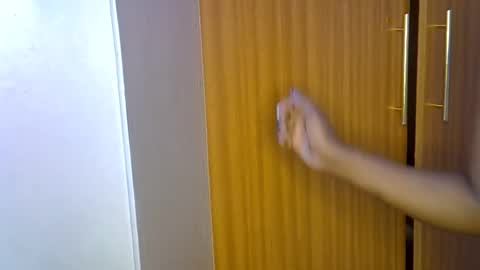 Snapshot of peru_queen chatting on December 3, 1:46 am peru_queen online show from December 3, 1:46 am