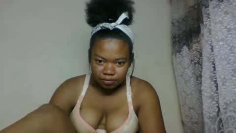 Snapshot of perversah chatting on February 25, 6:50 pm Perversah online show from February 25, 6:50 pm