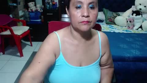 Snapshot of pervert_mommy_x chatting on December 10, 11:00 am SAMY online show from December 10, 11:00 am