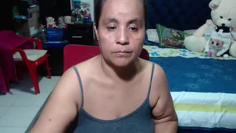 Snapshot of pervert_mommy_x chatting on December 12, 10:45 am SAMY online show from December 12, 10:45 am