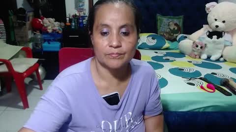 Snapshot of pervert_mommy_x chatting on December 24, 2:44 pm SAMY online show from December 24, 2:44 pm