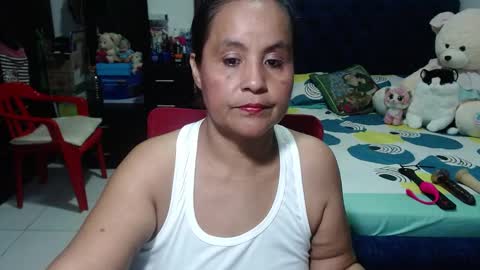 Snapshot of pervert_mommy_x chatting on December 26, 10:59 am SAMY online show from December 26, 10:59 am