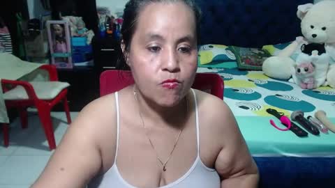 Snapshot of pervert_mommy_x chatting on December 30, 10:10 am SAMY online show from December 30, 10:10 am
