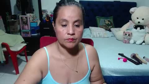 Snapshot of pervert_mommy_x chatting on December 31, 10:48 am SAMY online show from December 31, 10:48 am