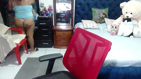 Snapshot of pervert_mommy_x chatting on January 5, 10:10 am SAMY online show from January 5, 10:10 am