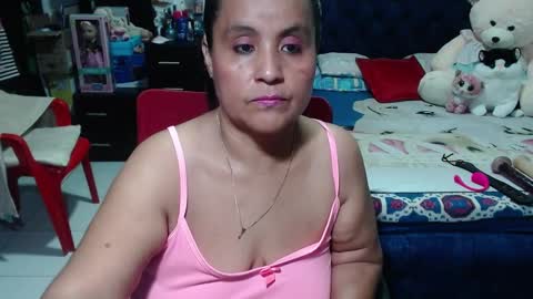 Snapshot of pervert_mommy_x chatting on January 14, 9:24 am SAMY online show from January 14, 9:24 am