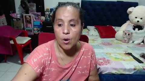 Snapshot of pervert_mommy_x chatting on January 29, 2:00 pm SAMY online show from January 29, 2:00 pm