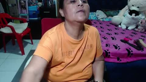 Snapshot of pervert_mommy_x chatting on February 25, 12:24 pm SAMY online show from February 25, 12:24 pm