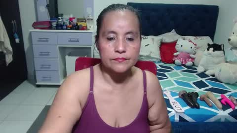 Snapshot of pervert_mommy_x chatting on October 8, 11:52 am SAMY online show from October 8, 11:52 am