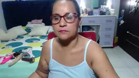 Snapshot of pervert_mommy_x chatting on February 27, 11:10 am SAMY online show from February 27, 11:10 am