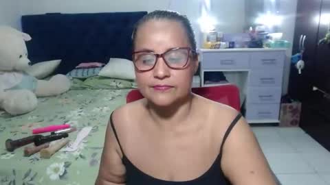 Snapshot of pervert_mommy_x chatting on March 17, 11:35 am SAMY online show from March 17, 11:35 am