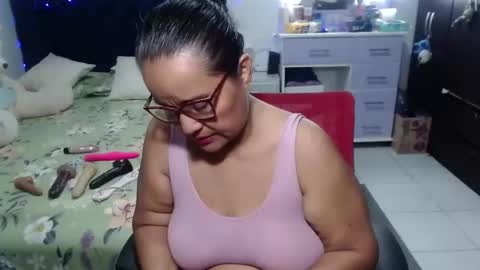 Snapshot of pervert_mommy_x chatting on March 20, 10:31 am SAMY online show from March 20, 10:31 am