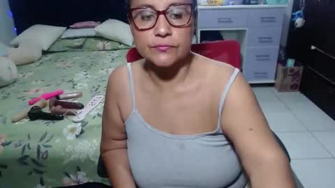 Snapshot of pervert_mommy_x chatting on March 22, 12:41 pm SAMY online show from March 22, 12:41 pm