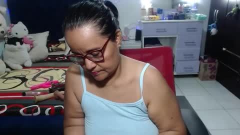 Snapshot of pervert_mommy_x chatting on March 24, 10:31 am SAMY online show from March 24, 10:31 am