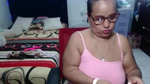 Snapshot of pervert_mommy_x chatting on March 28, 10:59 am SAMY online show from March 28, 10:59 am