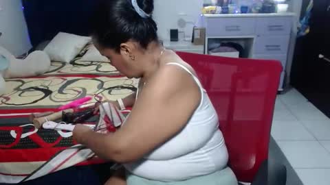 Snapshot of pervert_mommy_x chatting on May 1, 10:09 am SAMY online show from May 1, 10:09 am