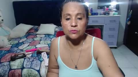 Snapshot of pervert_mommy_x chatting on May 5, 9:50 am SAMY online show from May 5, 9:50 am