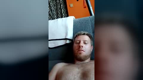 Snapshot of perverzczechgay chatting on July 3, 6:36 pm perverzczechgay online show from July 3, 6:36 pm