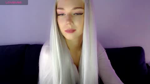 Isabella online show from January 5, 8:54 am