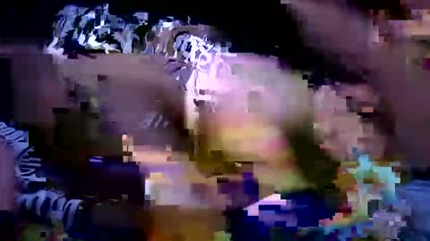 Snapshot of pervymikey1105 chatting on March 16, 4:40 am pervymikey1105 online show from March 16, 4:40 am