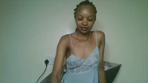 Snapshot of petal_palette chatting on July 7, 5:21 am Lolly online show from July 7, 5:21 am