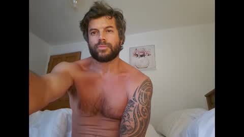 Snapshot of pete_le_meat chatting on April 28, 5:56 am pete_le_meat online show from April 28, 5:56 am