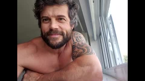 Snapshot of pete_le_meat chatting on May 1, 3:16 pm pete_le_meat online show from May 1, 3:16 pm