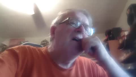 Snapshot of peterinohio57 chatting on April 24, 11:56 am peterinohio57 online show from April 24, 11:56 am