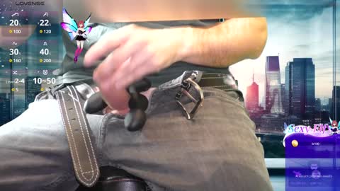 Snapshot of peternoak chatting on December 5, 4:23 pm Peter Noak online show from December 5, 4:23 pm