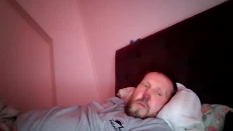 jelle online show from March 25, 12:44 pm