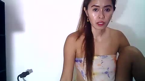 Snapshot of petite1987 chatting on September 29, 7:57 am mhariz online show from September 29, 7:57 am