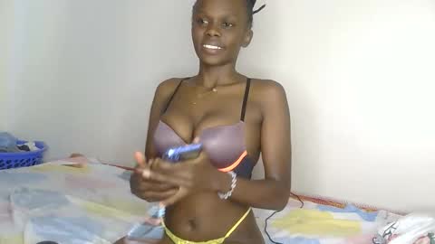 Desiree online show from April 14, 12:11 pm