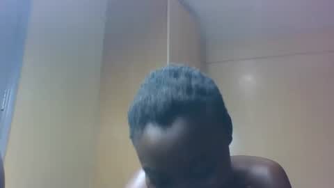 Snapshot of petite_linsey chatting on April 3, 2:04 pm linsey online show from April 3, 2:04 pm
